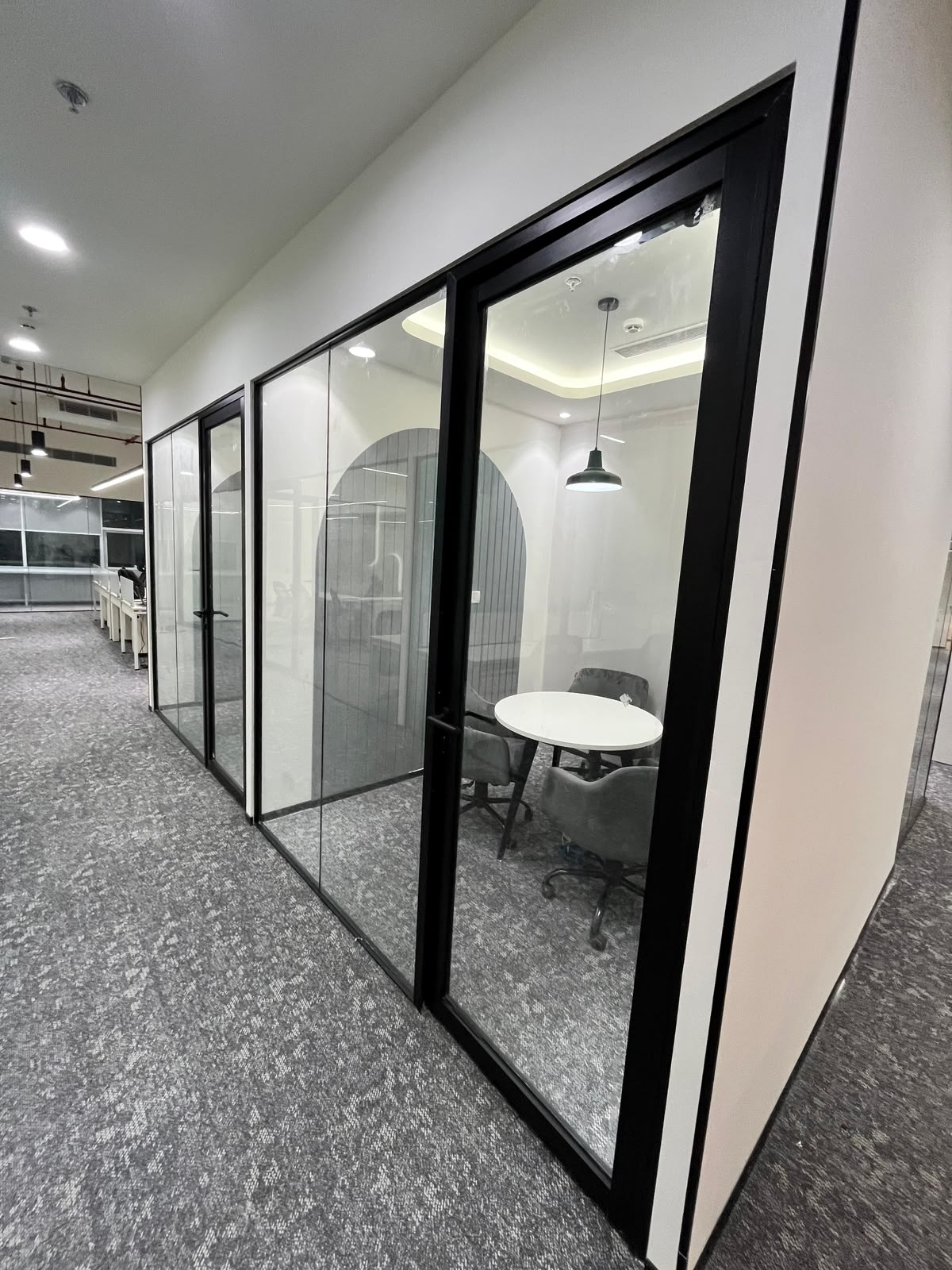 Ultragenic office interior by Global Green, view 9